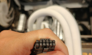 Melted_12v2x6_connector